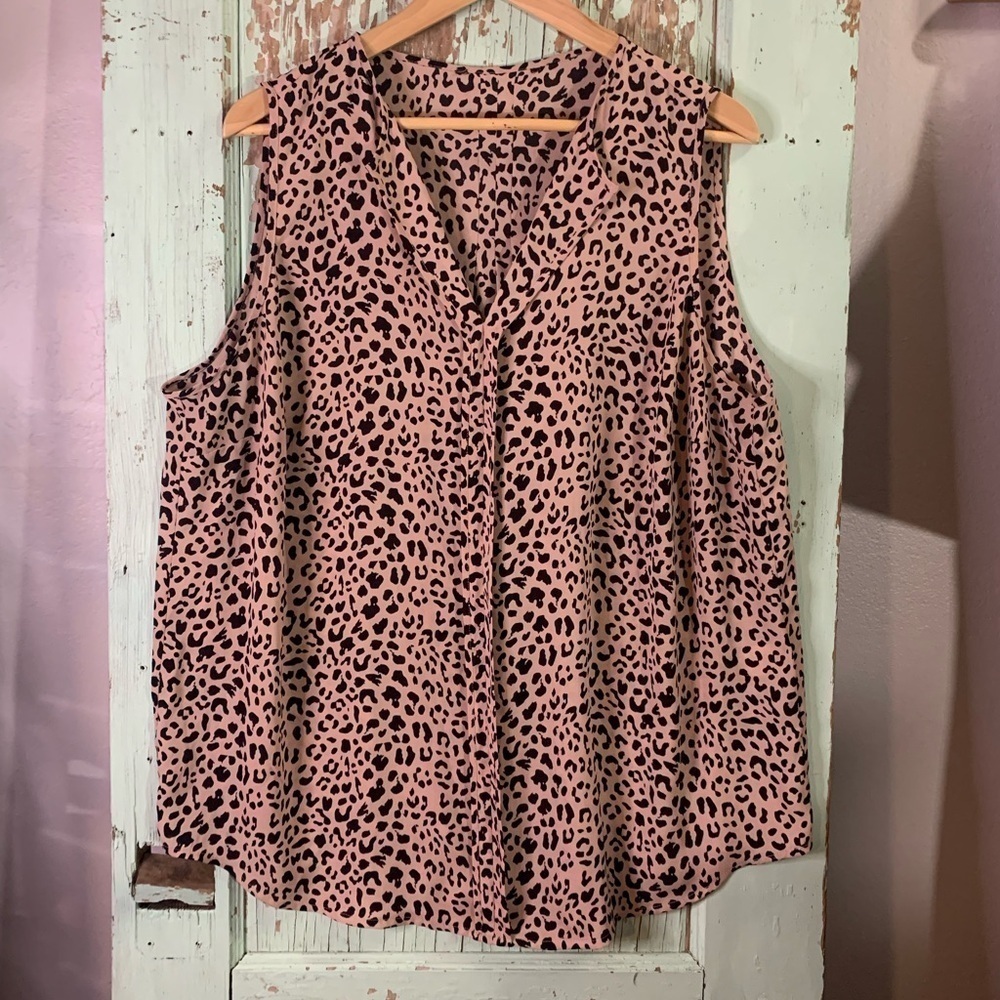 Women’s tan & black leopard print sleeveless v-neck blouse